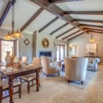 Stunning mediterranean decor!!